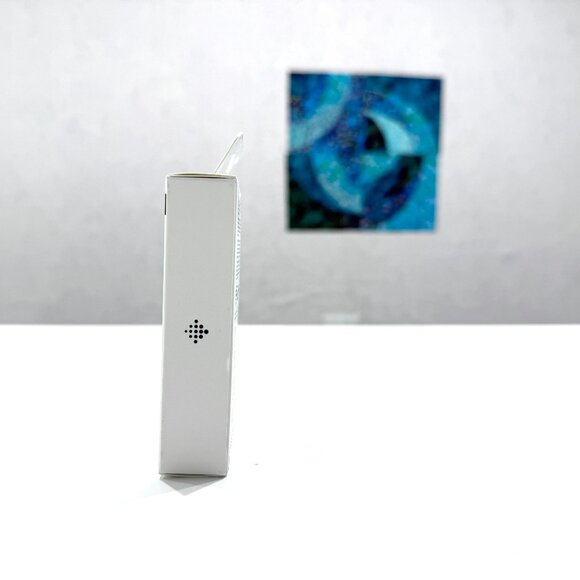 Fitbit - Unopened box Sense and Versa 3 Charging Cable - Black - Picture 6 of 10